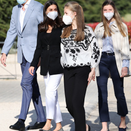 27/05/2022 Los reyes Felipe VI y Letizia junto a las princesas Leonor y Sofía, a 16 de abril de 2022, en Pozuelo de Alarcón.