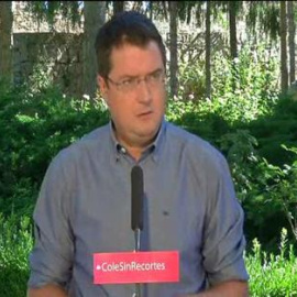 Oscar López acusa a Rajoy de gobernar "para el Opus y para los que ganan 8.000 euros"