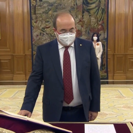 Darias e Iceta prometen sus nuevos cargos ante el Rey