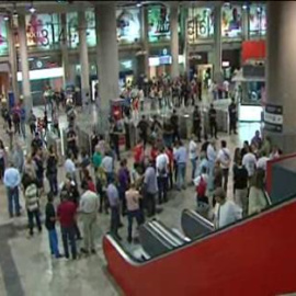 Calma tensa en la huelga de Metro y Renfe