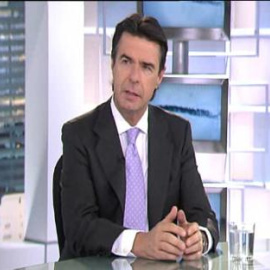 Soria presentará en el Consejo de Ministros un informe con soluciones para el déficit eléctrico