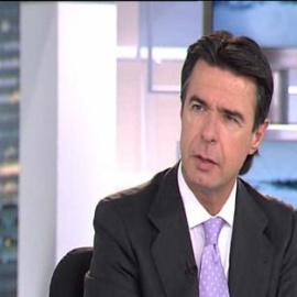 "Hemos pedido a las petroleras que hagan un esfuerzo y ajusten los precios, si no el Gobierno tendrá que actuar"