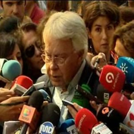 Políticos de todos los tiempos dan el último adios a Santiago Carrillo