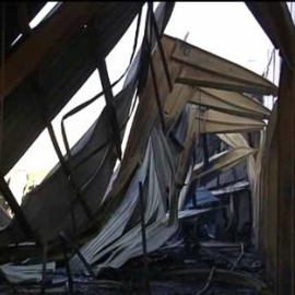 Arden 2.000 metros cuadrados de una nave en un pueblo de Córdoba