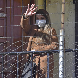 24/06/2022 - La expresidenta interina de Bolivia Jeanine Áñez camina el 15 de junio de 2022 en la cárcel de Mujeres de Miraflores en la Paz, (Bolivia).