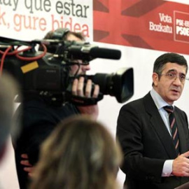 Patxi López propone eliminar "multitud de empresas públicas que fomentan el amiguismo con el partido en el poder"