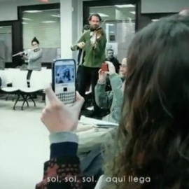 Flashmob en la oficina del paro