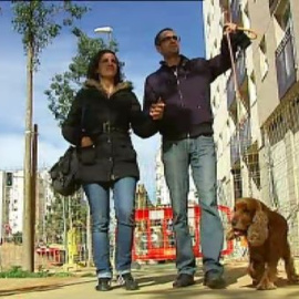 Acampados para reclamar la entrega de sus pisos