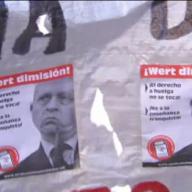 Cien manifestaciones recorren en España contra los recortes en Educación