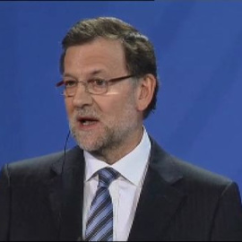 Rajoy: "Todo lo que se refiere a mí y a mis compañeros de partido no es cierto salvo alguna cosa que han publicado los medios"