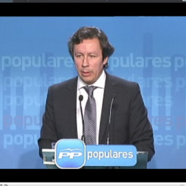 Floriano recomienda a Rubalcaba que también pida la dimisión de Griñán por el caso de los ERE en Andalucía.