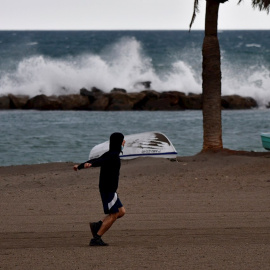 Playa de El Zapillo en Almería capital.