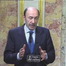 El PSOE quiere que diputados, senadores y cargos públicos enseñen sus rentas y patrimonio a partir de 2.500 euros