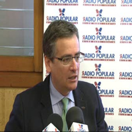 Basagoiti: ?La peineta, a la corrupción?