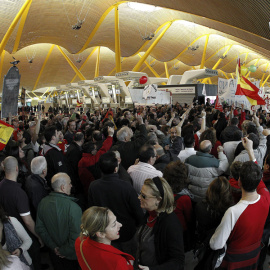 Multitudinaria manifestación en la T4 de Barajas