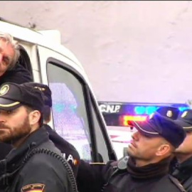 Montes Neiro entra al juzgado de Málaga al grito de 