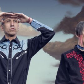 Aterciopelados, el dúo colombiano formado por Andrea Echeverri y Héctor Buitrago, presenta el disco 'Claroscura'.