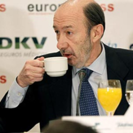 Rubalcaba pedirá al PSC que se limite a hablar de Catalunya