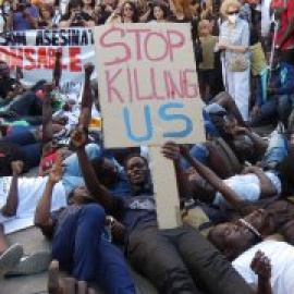 Más de 60 ciudades salen a las calles para protestar por la masacre en Melilla: "Las vidas negras importan"