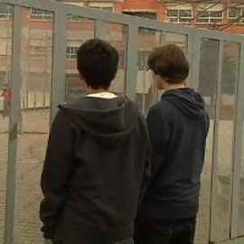 Los adolescentes deberían acudir al pediatra hasta los 18 años, según los expertos