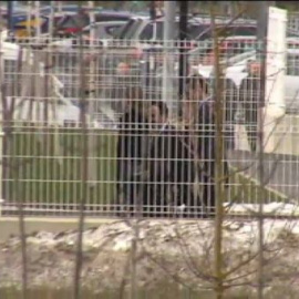 Los Príncipes de Asturias inauguran las instalaciones de una lavandería