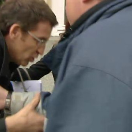 Feijóo tropieza con las protestas