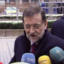 Rajoy se va cuando le preguntan por Bárcenas