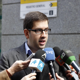 Una plataforma de abogados registra en Justicia 170.000 firmas contra las tasas judiciales