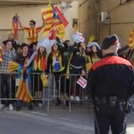 Bronca al Príncipe en su visita a un pueblo de Lleida