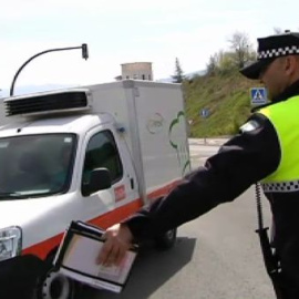La mayoría de conductores excede la velocidad permitida en las carreteras secundarias