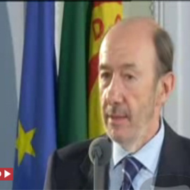  Rubalcaba considera dramáticas las cifras del paro y le pide al Gobierno un plan de estímulos