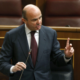 De Guindos ve muchos brotes verdes y pronostica una recuperación economica "para antes de lo que pensamos"