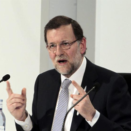 Rajoy sostiene que el paro es un incentivo para continuar con sus políticas