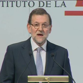 Rajoy: "Estamos en el umbral para invertir la situación"