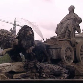 El Samur atiende un parto en la Plaza de Cibeles