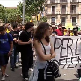 La comunidad educativa catalana se echa a la calle en Barcelona contra los planes del Gobierno