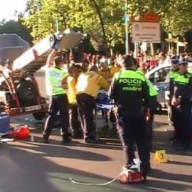 Un hombre es atropellado por una furgoneta de mudanzas en Madrid