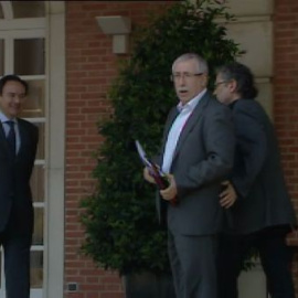 Rajoy se reúne con sindicatos y empresarios
