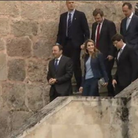 La Princesa de Asturias inaugura un seminario sobre el lenguaje de la crisis
