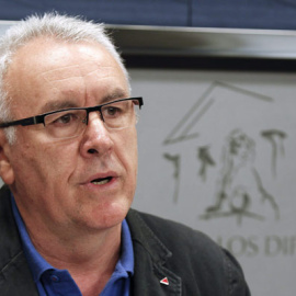 Lara: "Aznar está bien donde está"