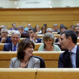 La ministra de Justicia, Dolores Delgado, y el presidente del Gobierno, Pedro Sánchez / EFE