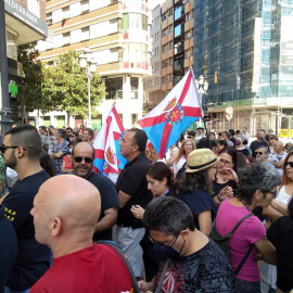Panorámica de la manifestación que ha tenido lugar este sábado 23 de julio en Ponferrada en protesta por la falta de planificación forestal.