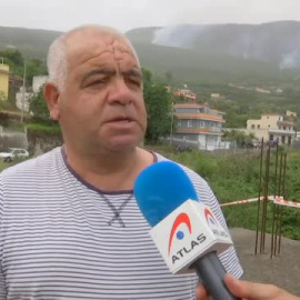 Cerca de 600 personas permanecen desalojas por el incendio de Tenerife