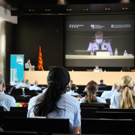 Comissaris dels Mossos participen en les primeres jornades sobre la perspectiva de gènere i la igualtat d'oportunitats al cos.