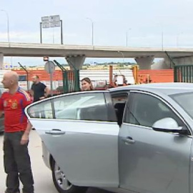 Aterrizan en Barajas los secuestrados en Colombia