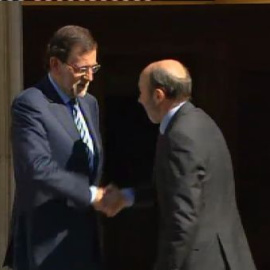 Rajoy recibe a Rubalcaba en Moncloa