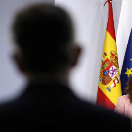 La ministra de Hacienda, María Jesús Montero, durante la rueda de prensa posterior al Consejo de Ministros extraordinarios en el que se aprobó el plan presupuestario 2019, para su remisión a la Comisión Europea. REUTERS/Susana Vera