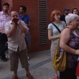 Posponen dos desahucios en Madrid y Valencia