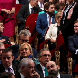 El líder del PP, Pablo Casado, y el de Ciudadanos, Albert Rivera, en la ceremonia de entrega de la 38º edición de los Premios Princesa de Asturias. EFE/J.J. Guillén