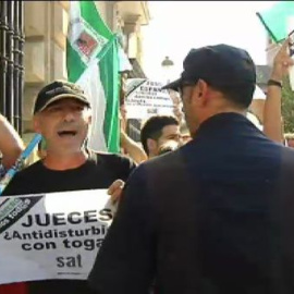 Cañamero, aclamado en su llegada al TSJA